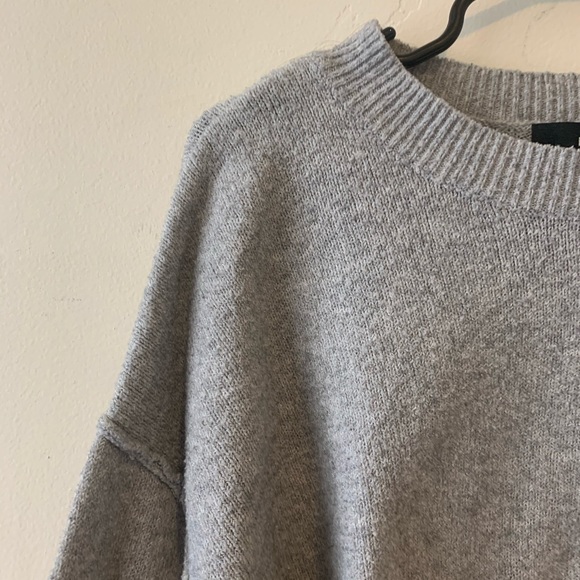 Forever 21 - Sweater - Picture 2 of 3